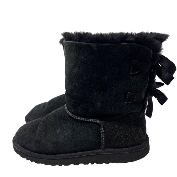 UGG Bailey Bow II Genuine Shearling Boots in Black Suede Women's Size 6 - Picture 3 of 10